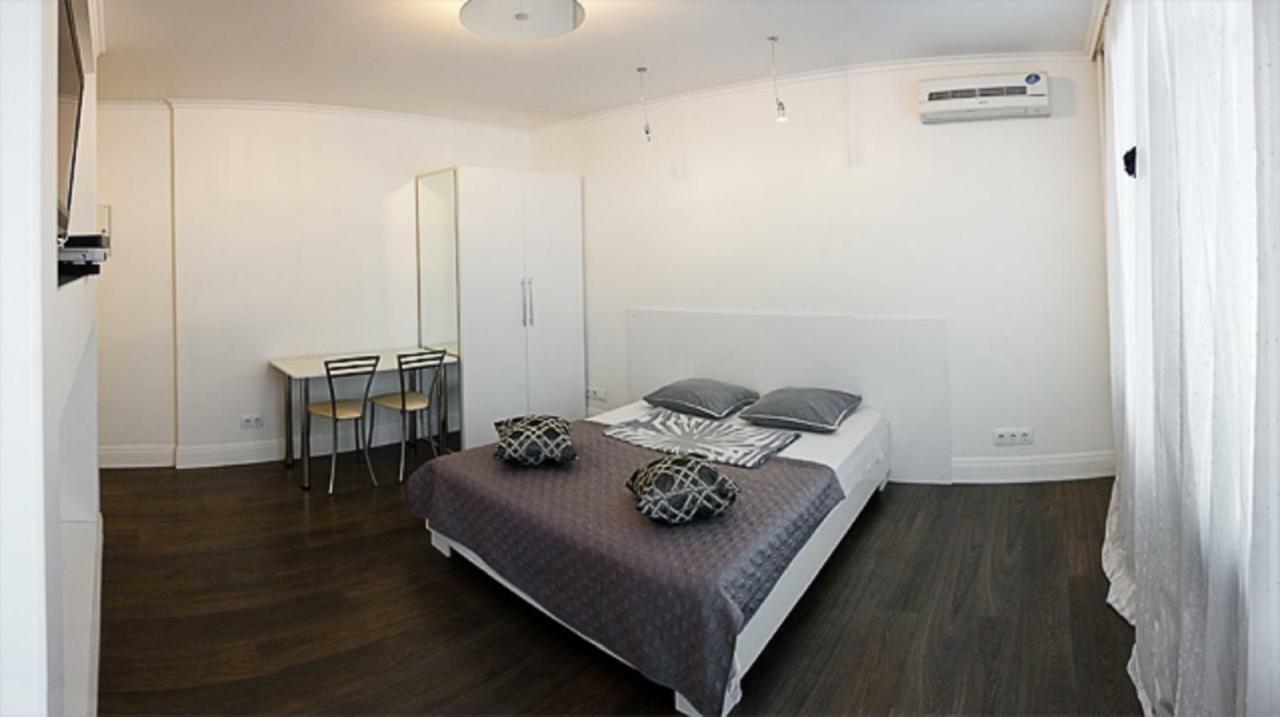 Great Studio Near The Pechersk Kiev Exterior foto